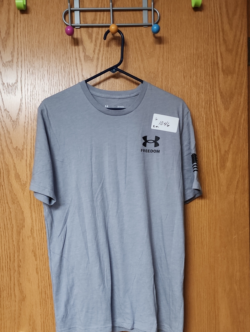 Under Armour Men’s Freedom Gray Performance T-Shirt L number 1046